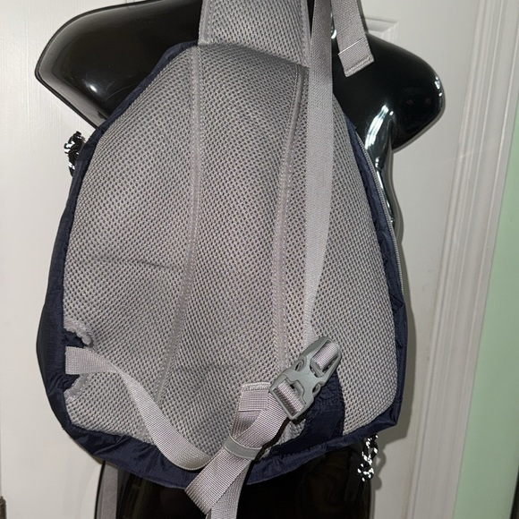 L.L.Bean Navy Blue/Grey Stowaway Sling One Strap Backpack Medium Sized Bag - Picture 7 of 9